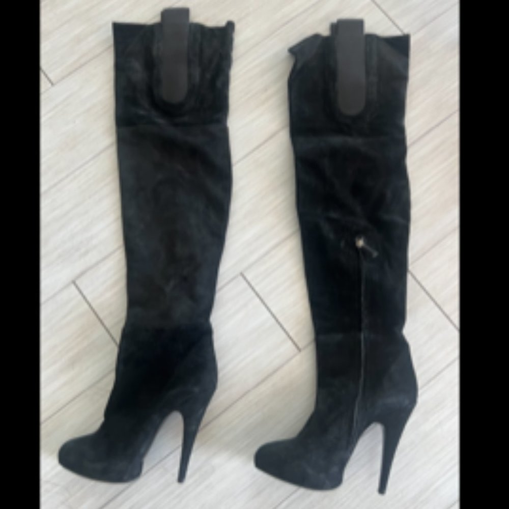 Givenchy Suede Thigh Highs Boots Sze 39
